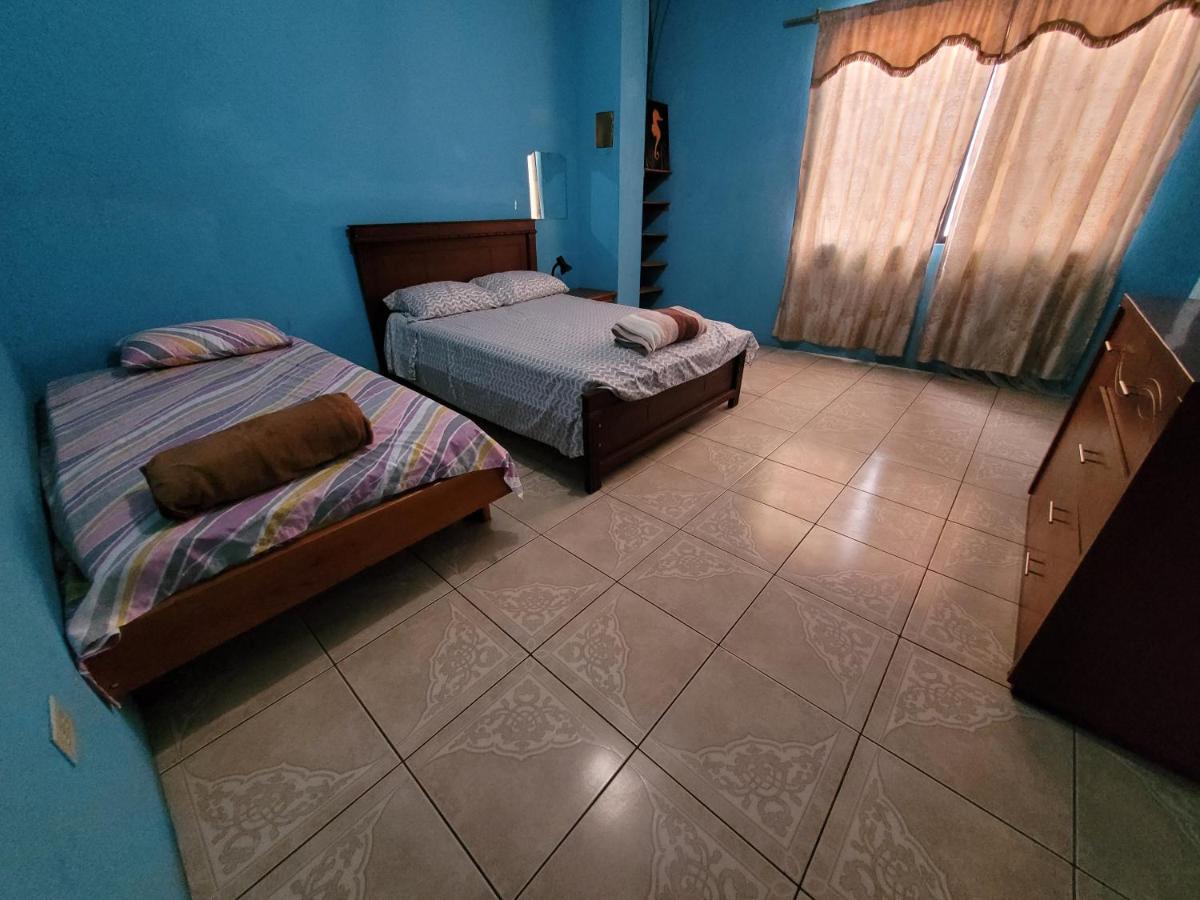 Апартаменты Departamento Familiar En Santa Cruz Пуэрто-Айора Экстерьер фото